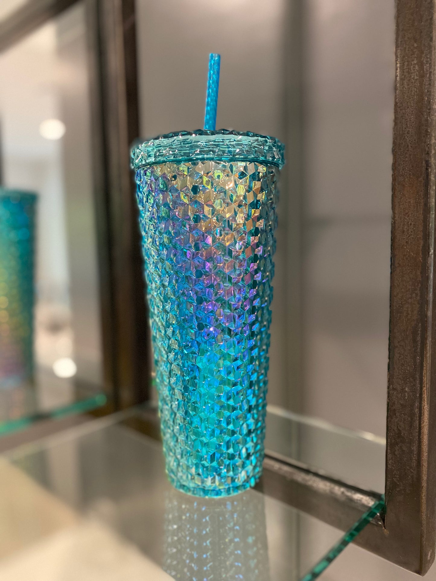Holographic Tumblers